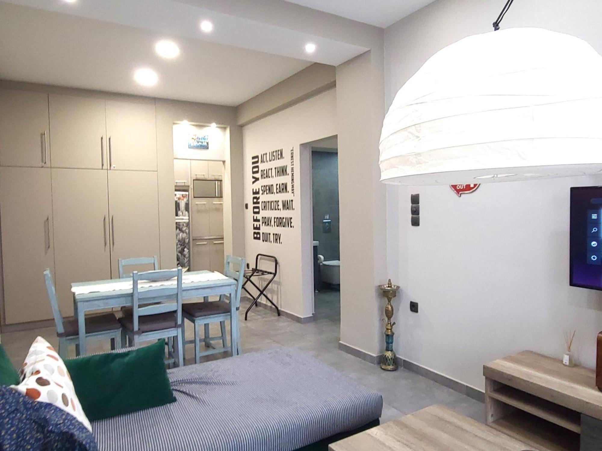 “Zeus”, Stylish Luxury Business Suite In The Heart Of Athens. Buitenkant foto