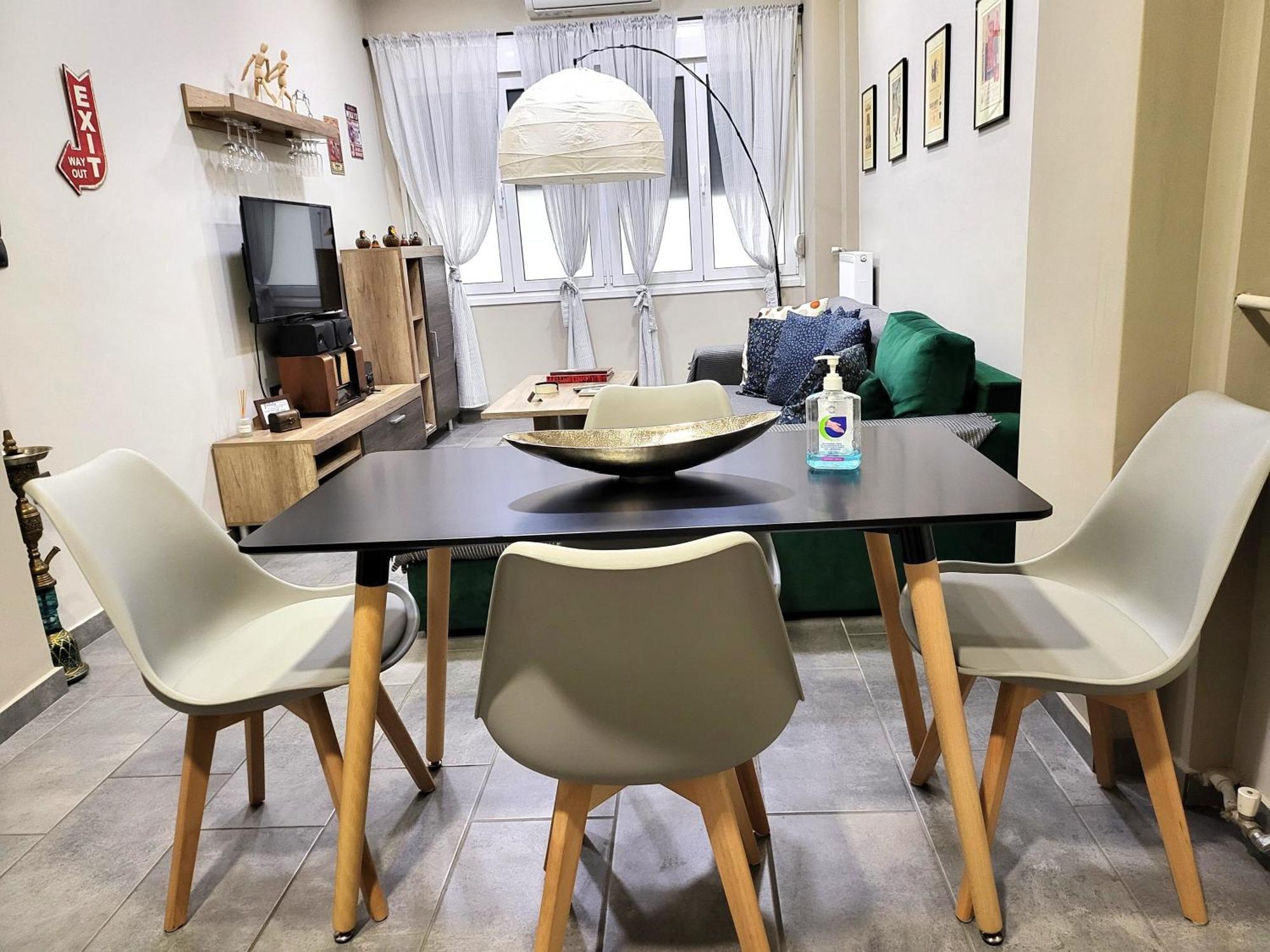 “Zeus”, Stylish Luxury Business Suite In The Heart Of Athens. Buitenkant foto