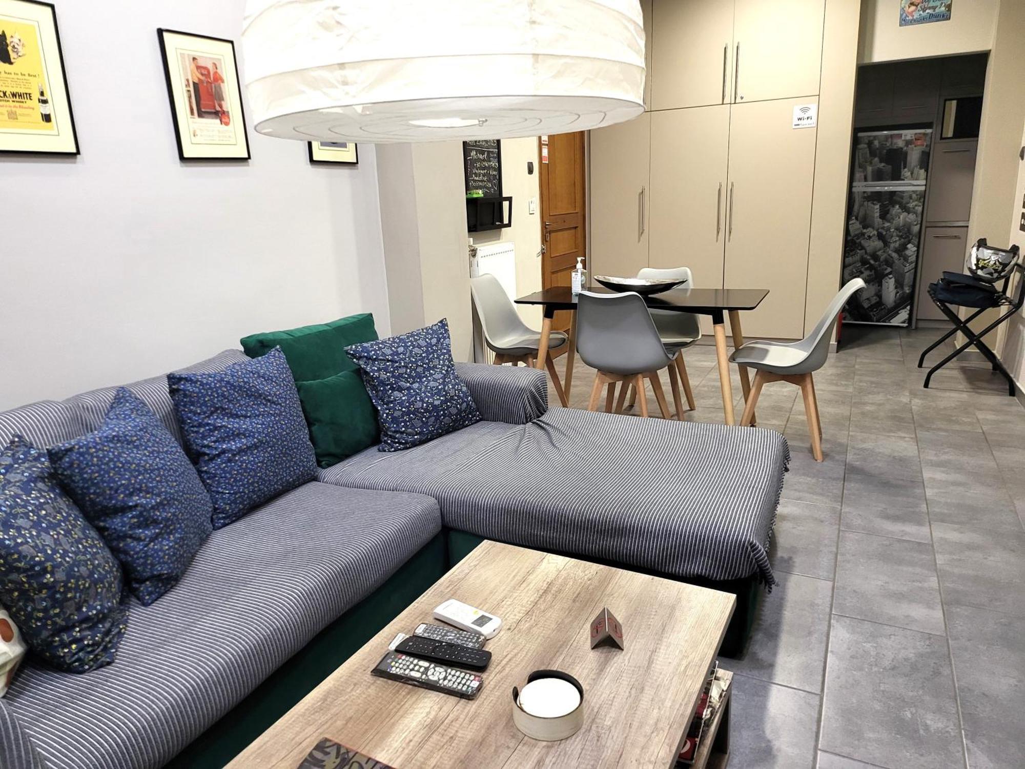 “Zeus”, Stylish Luxury Business Suite In The Heart Of Athens. Buitenkant foto